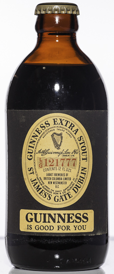 imagen de cerbeza en botella marca Guinness Extra Stout